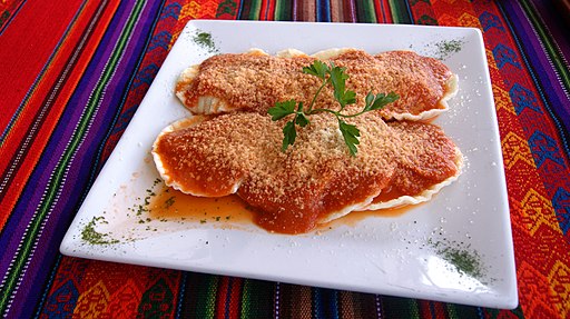 Cheese ravioli in Bolognese sauce